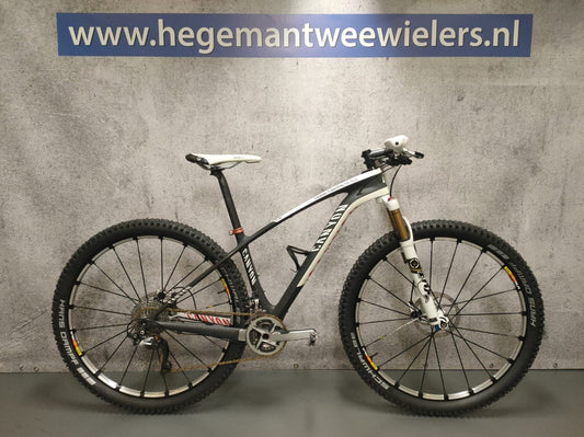 Canyon Grand CF-XTR Zwart-Wit
