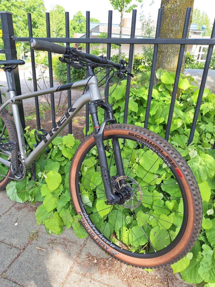 Trek Pro Caliber 8 Heren Grey 53cm
