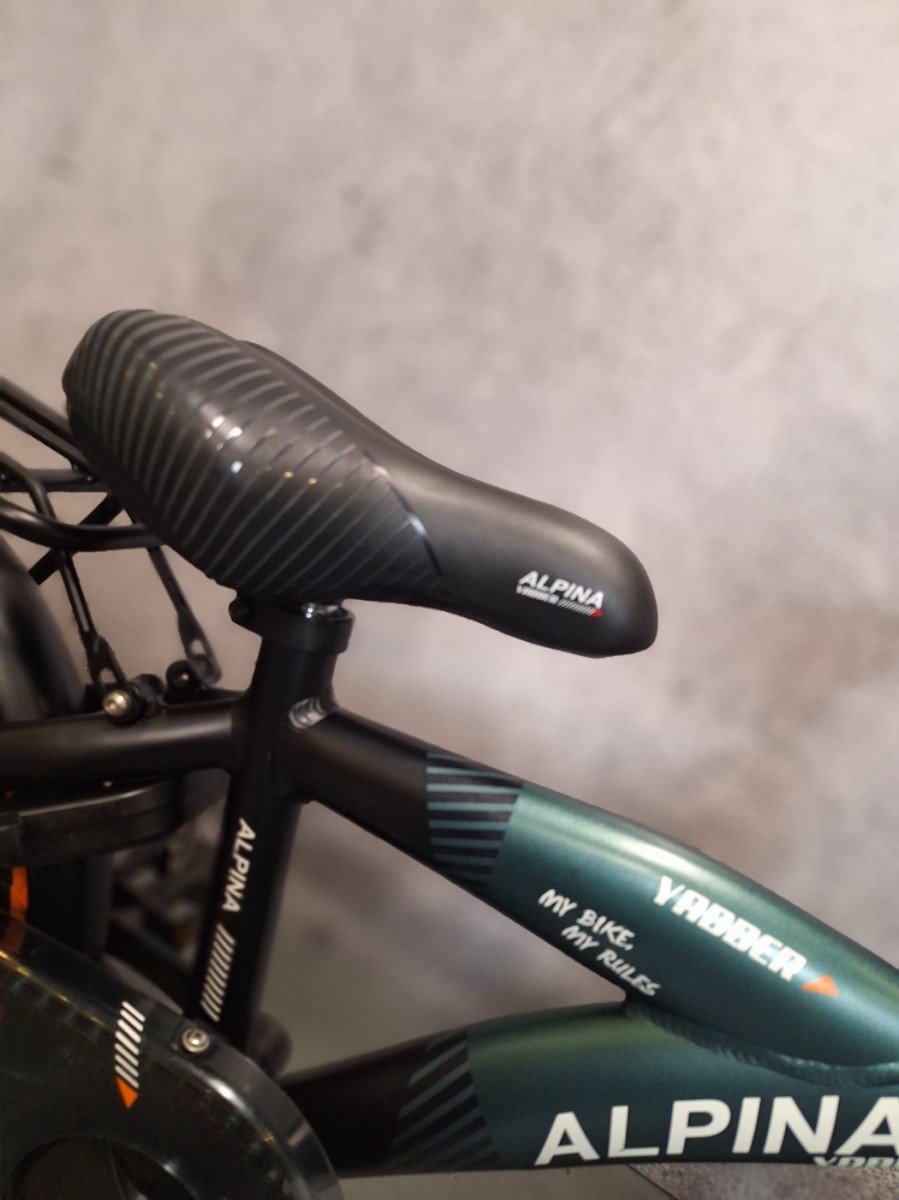 Alpina Yabber 16'' Jongens Pine Green Matt - Vivid Black Matt 25cm 2023